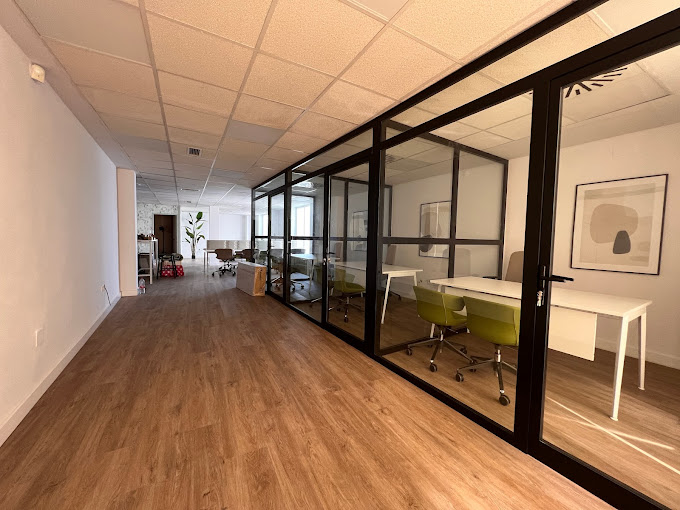 1 Person Coworking Desk