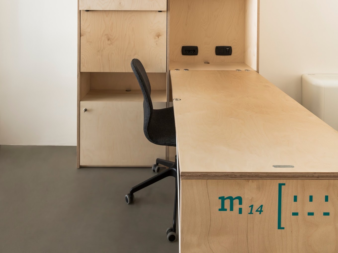 2 Person Coworking Desk