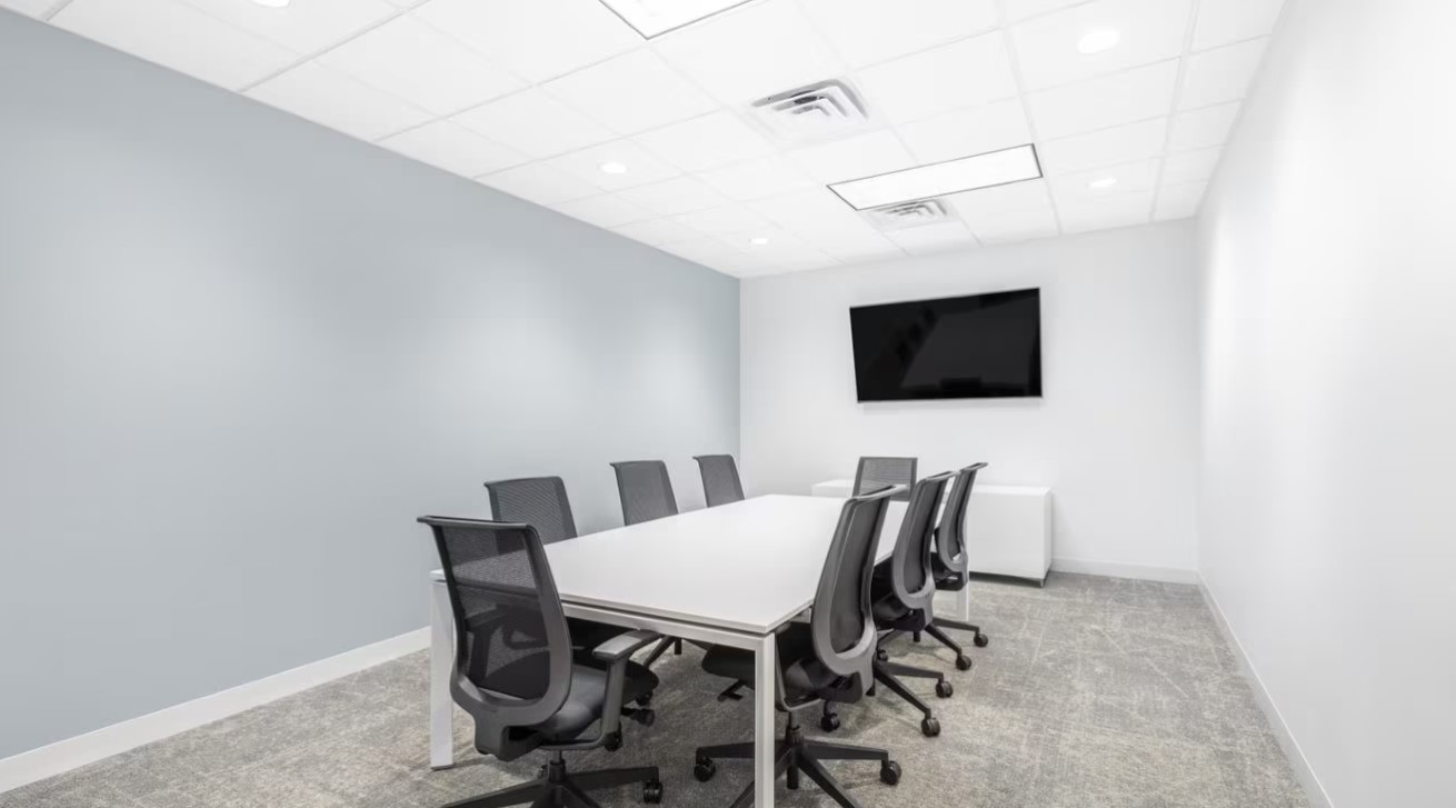 40 Person Private Office at 11900 Biscayne Blvd, North Miami 