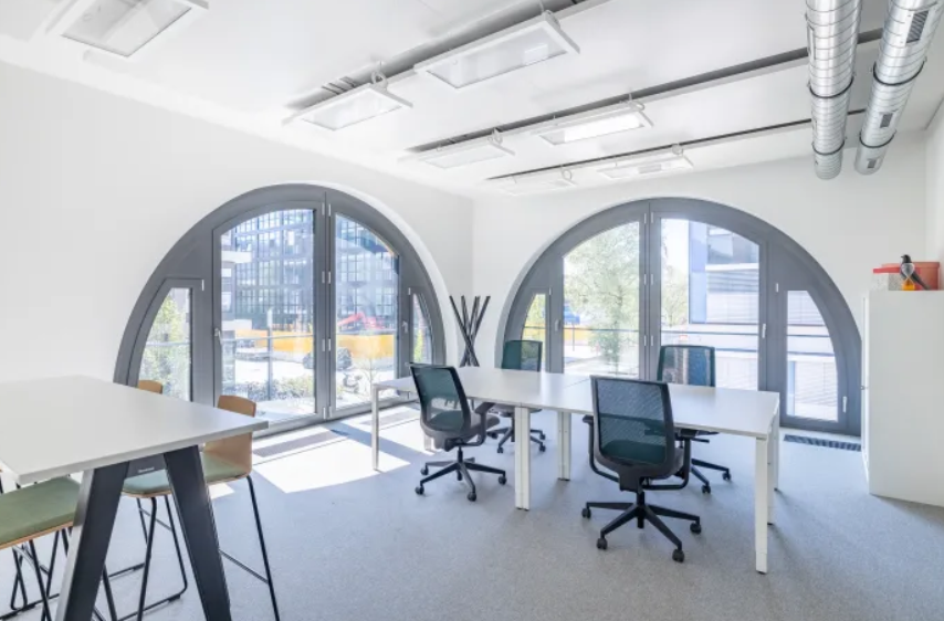 1 Person Private Office