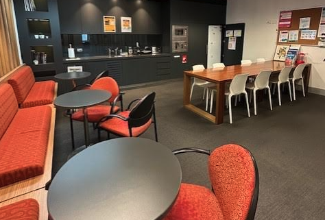 5 Person Private Office