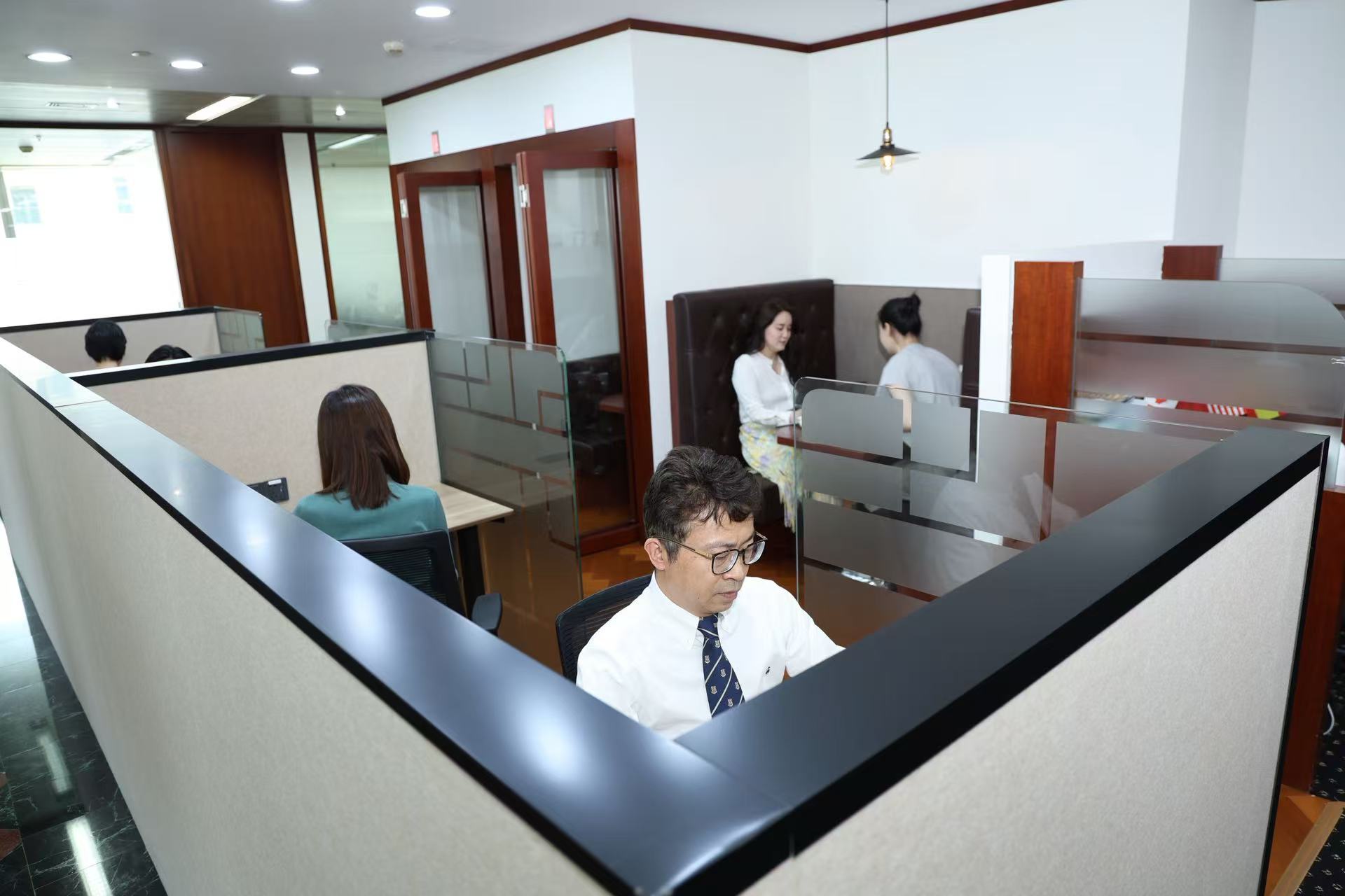 1 Person Virtual Office