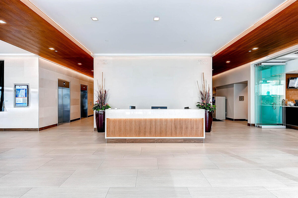 5 Person Coworking Desk