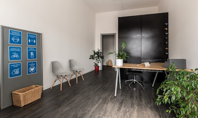 1 Person Private Office