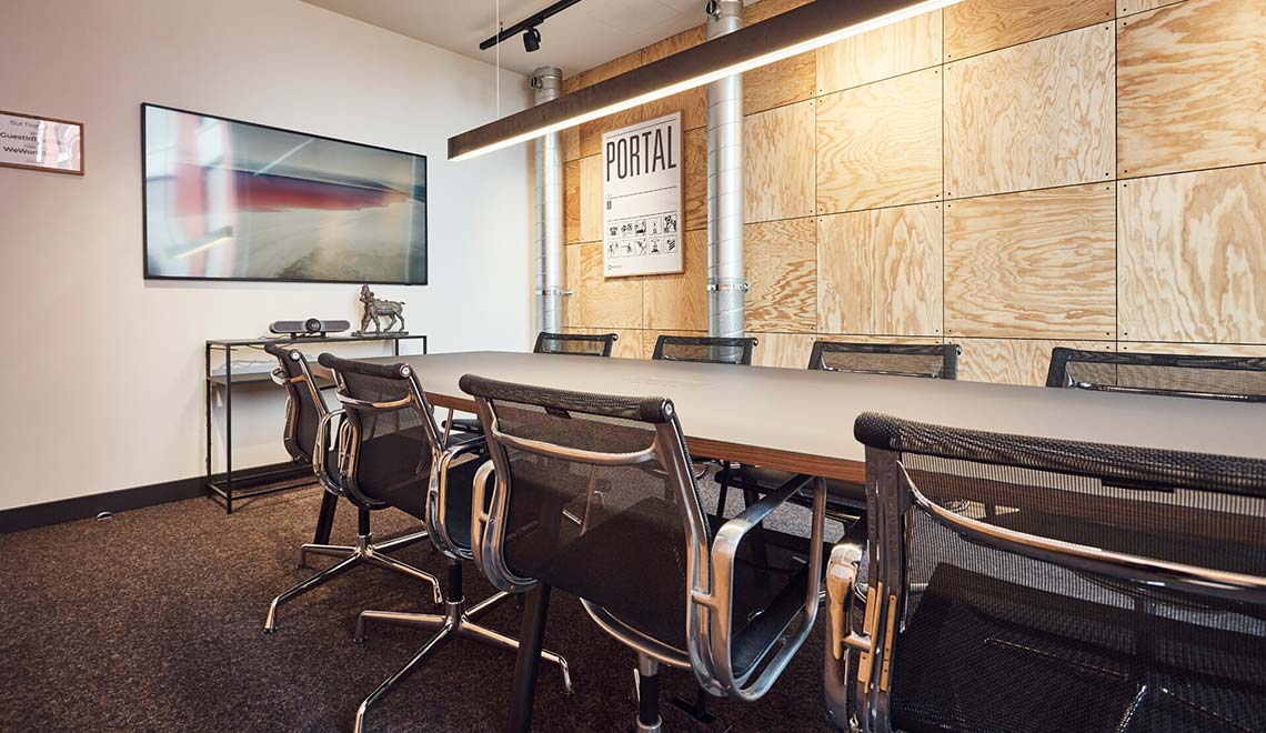 4 Person Coworking Desk