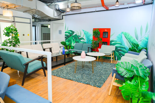 8 Person Coworking Desk