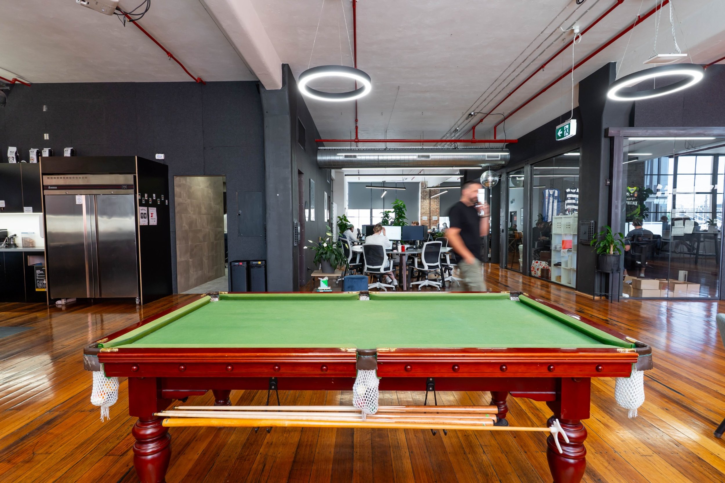 10 Person Private Office