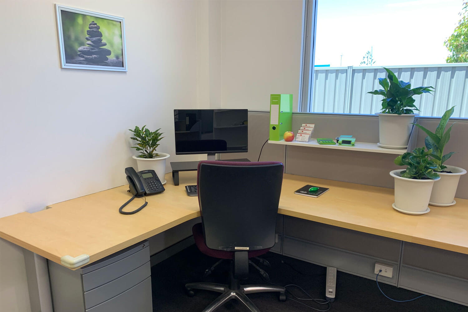 1 Person Coworking Desk