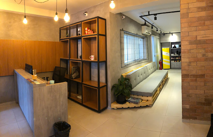 1 Person Coworking Desk