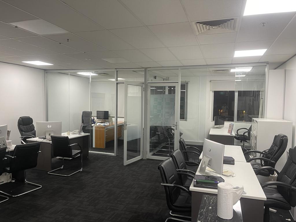 1 Person Shared Office