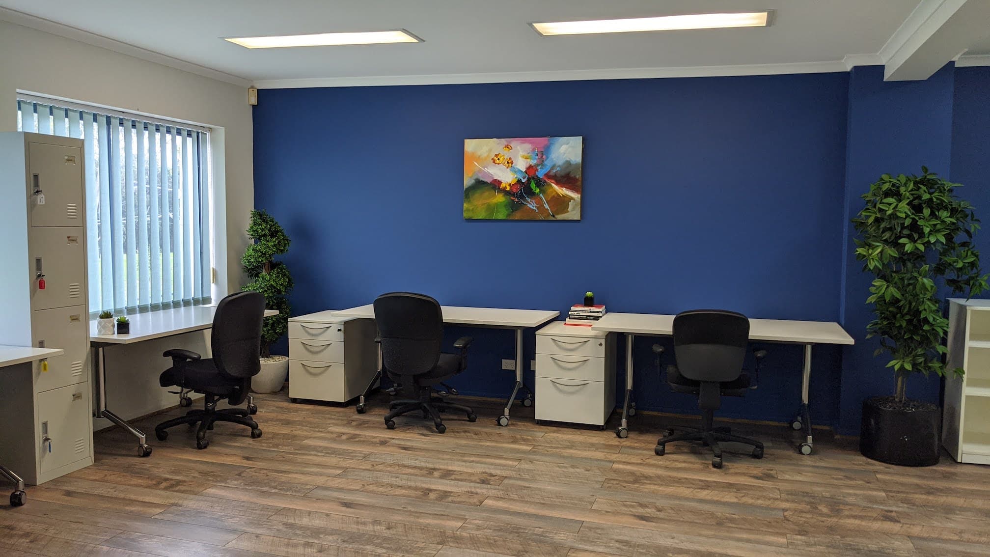 29 Person Private Office