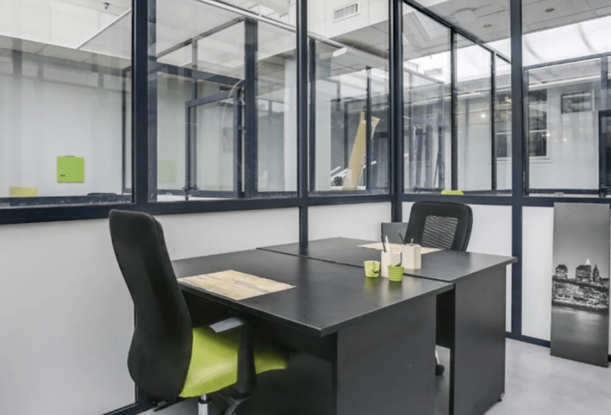 1 Person Coworking Desk