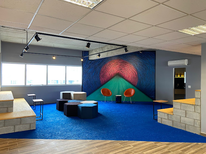 3 Person Coworking Desk