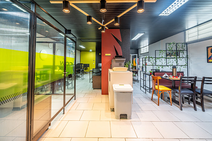 1 Person Private Office