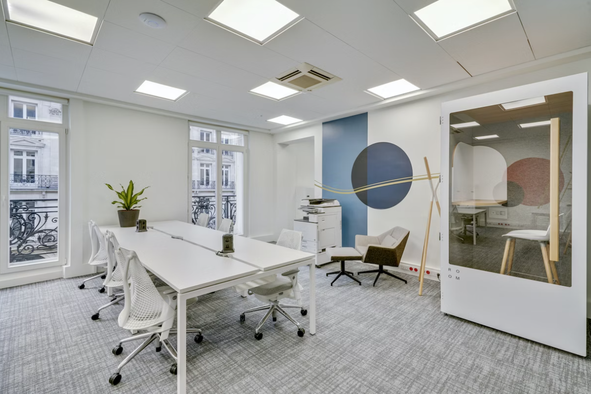 26 Person Private Office