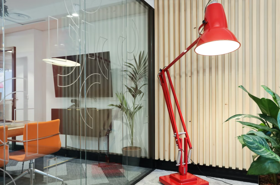 84 Person Private Office