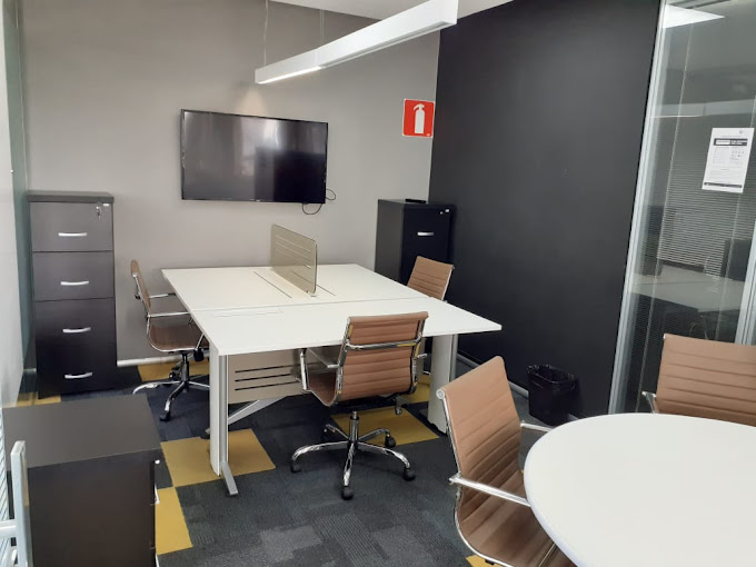 1 Person Coworking Desk