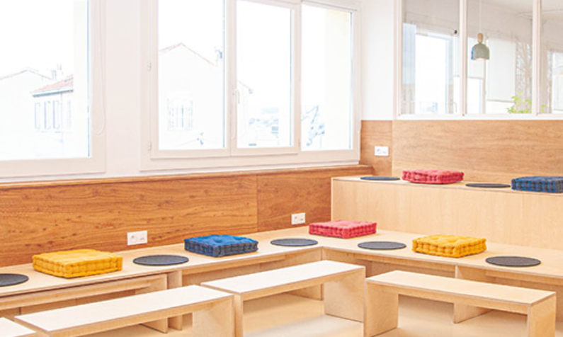 1 Person Coworking Desk