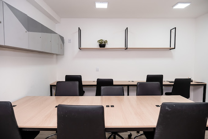 12 Person Private Office