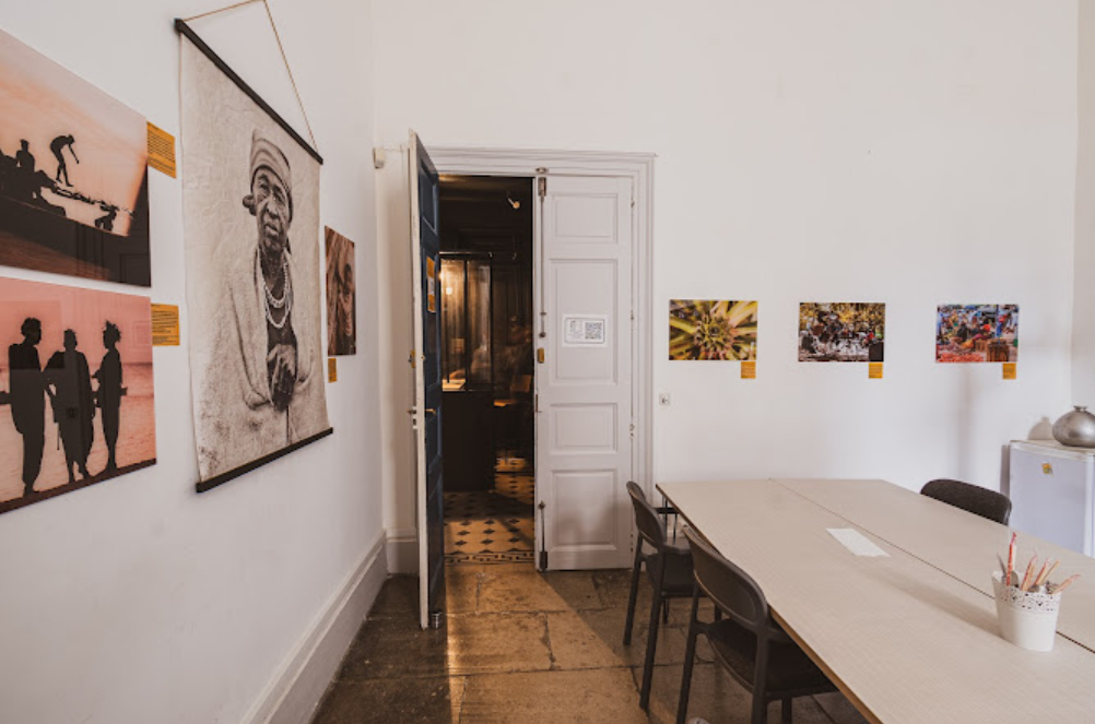 5 Person Private Office