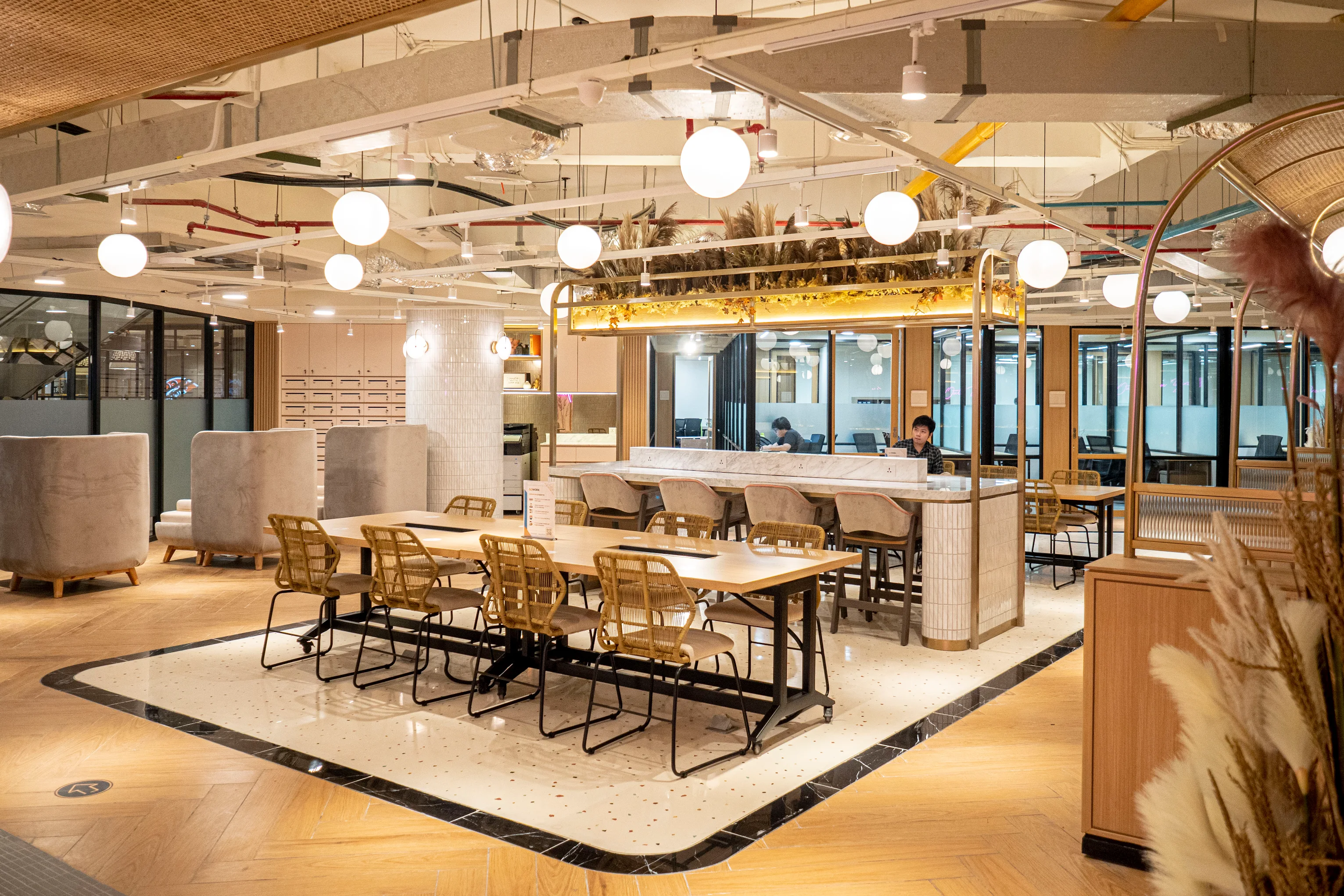 10 Person Private Office