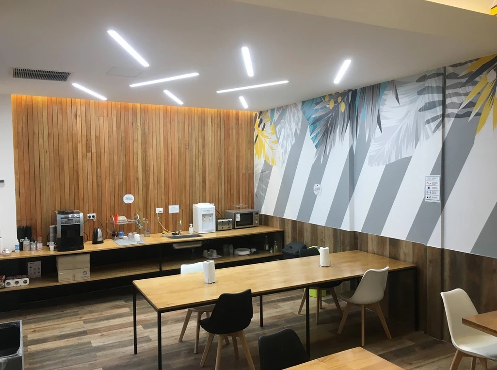 8 Person Enterprise Suite