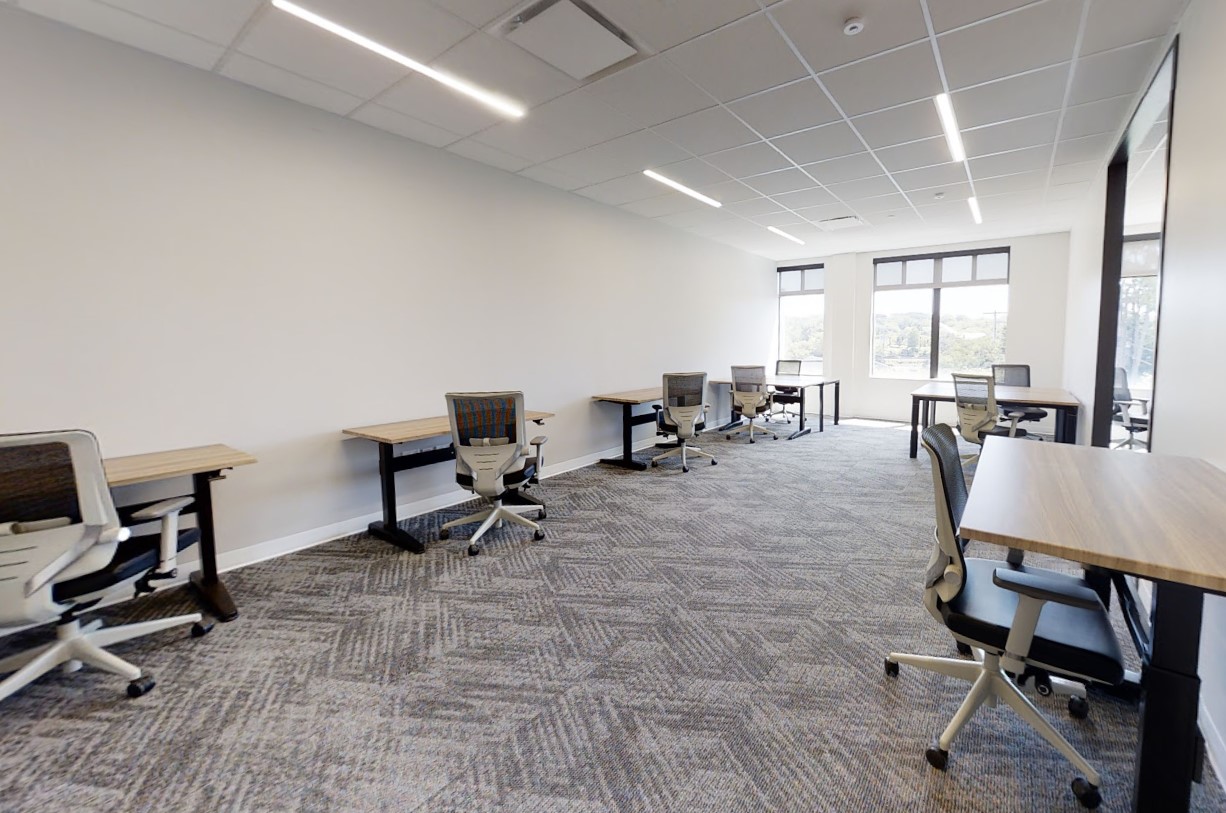 4 Person Coworking Desk