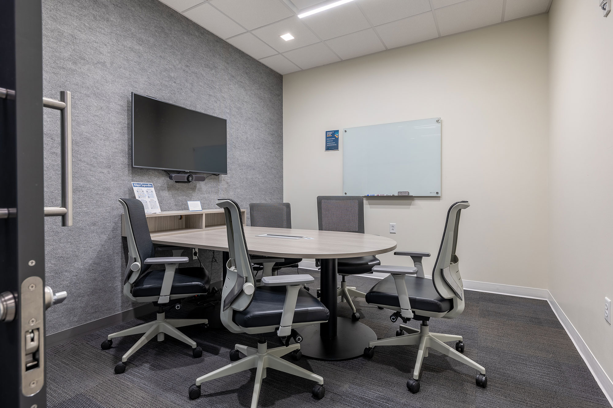 8 Person Private Office at 121 Perimeter Center W, Atlanta | Office Hub