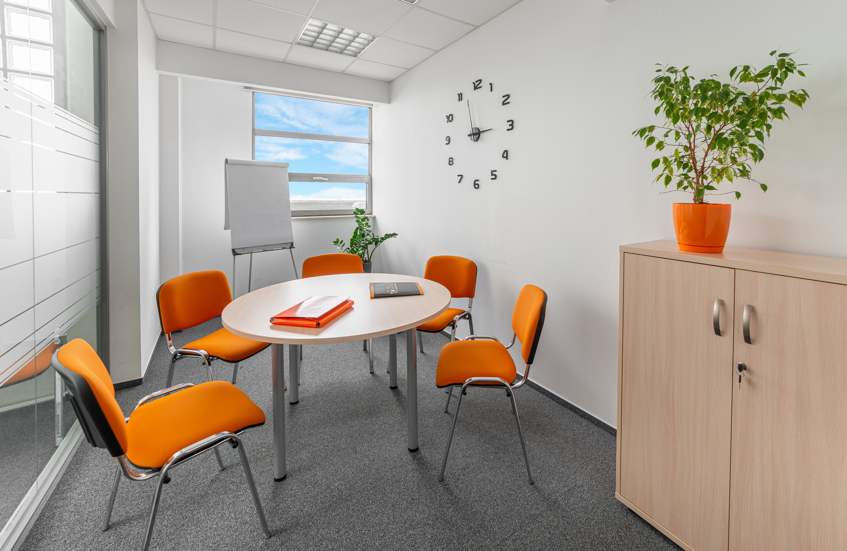 1 Person Coworking Desk