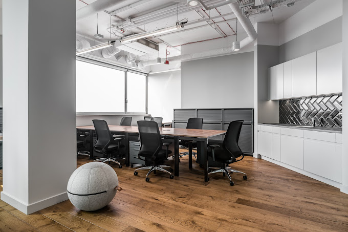 4 Person Coworking Desk