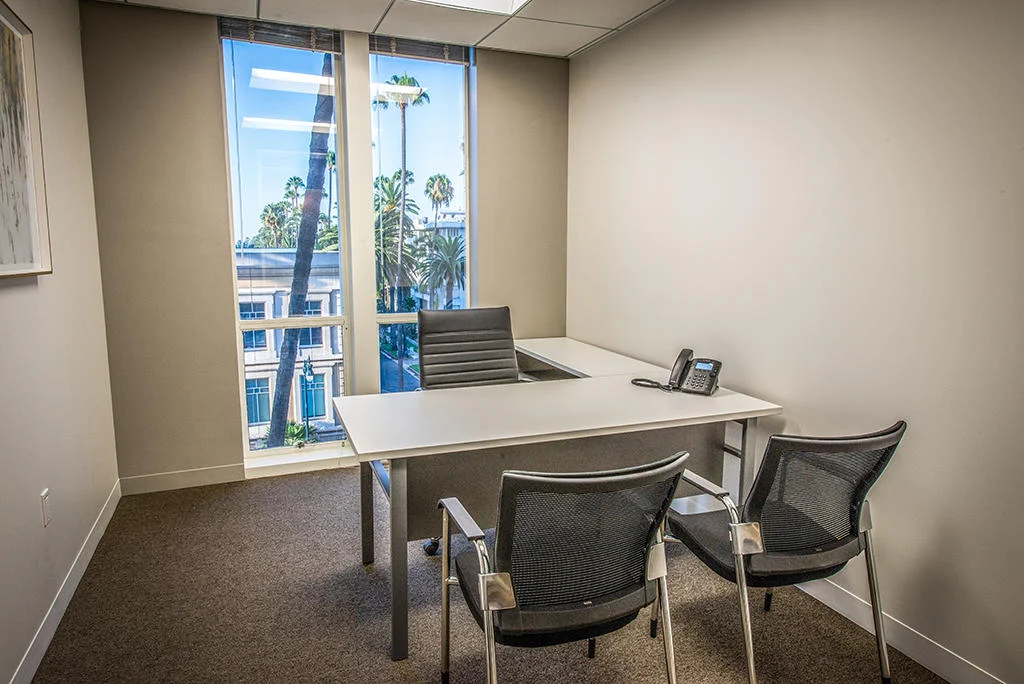 7 Person Private Office