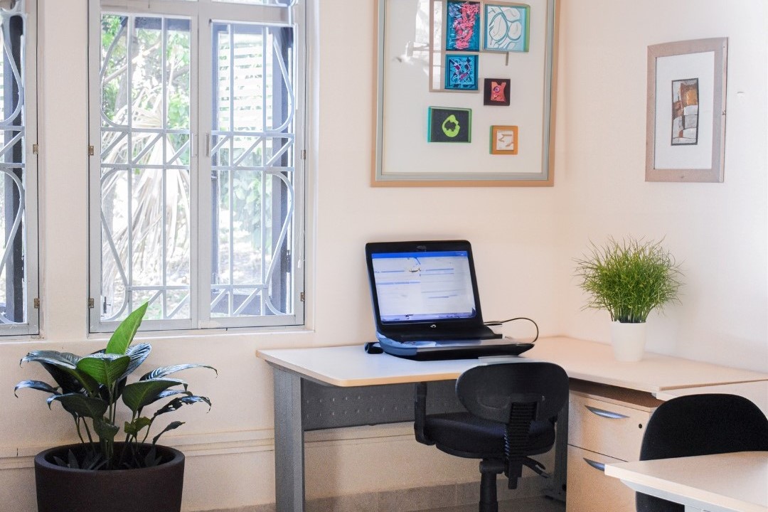 1 Person Coworking Desk