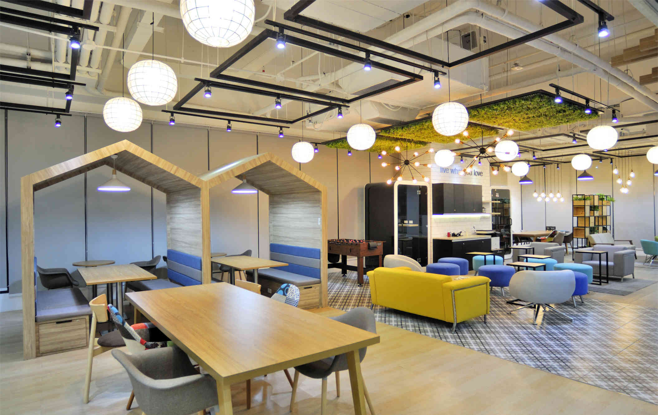 23 Person Private Office