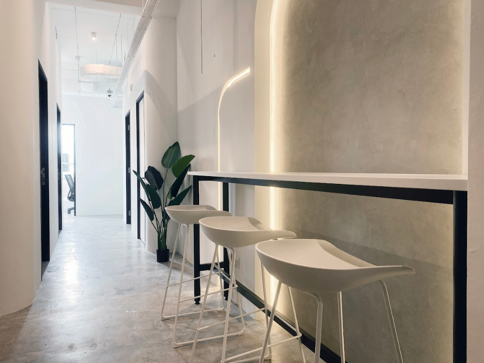 1 Person Private Office