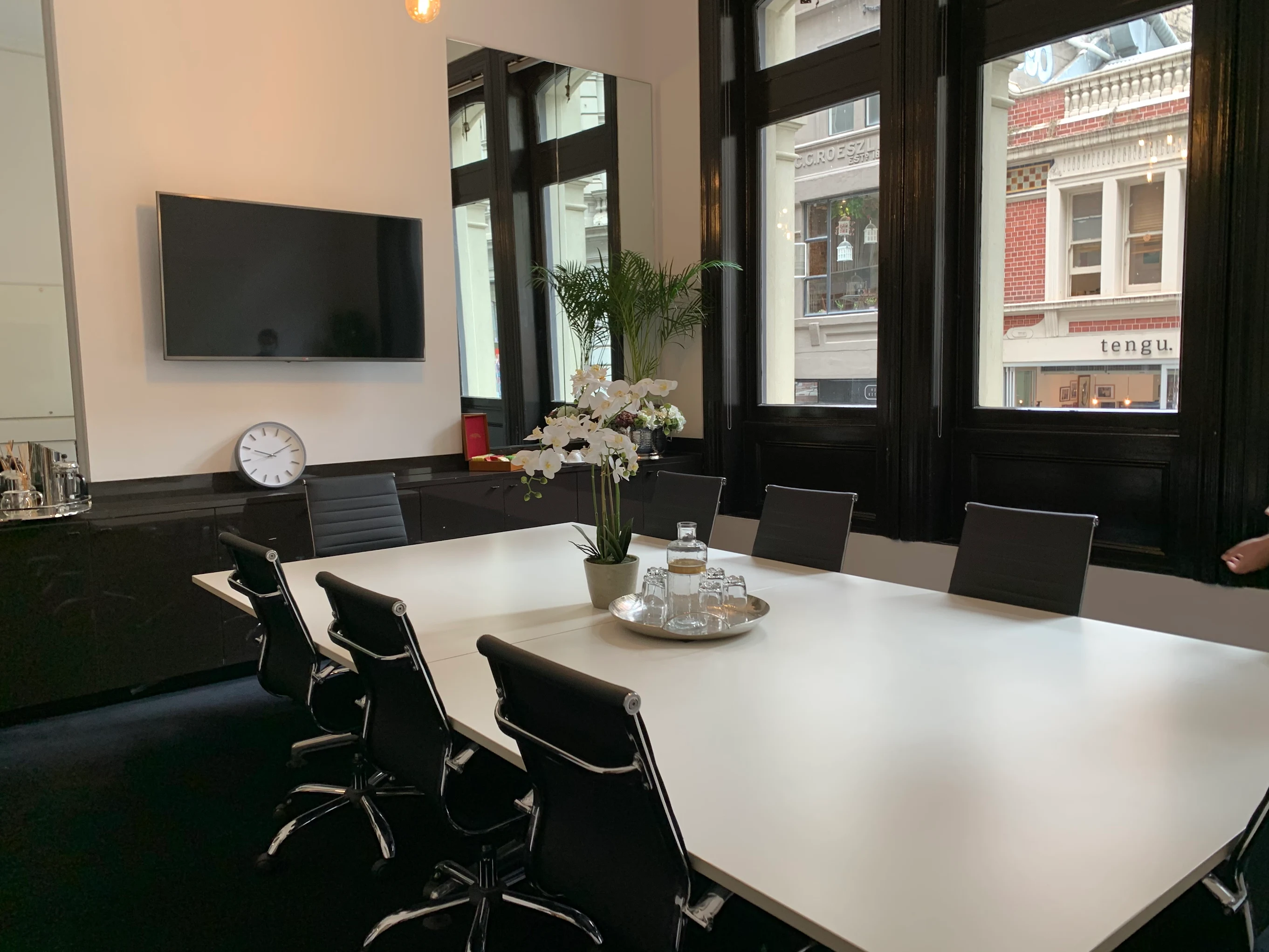 5 Person Private Office