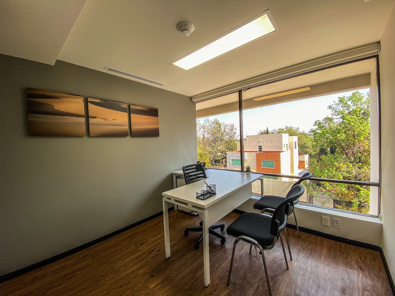 9 Person Private Office