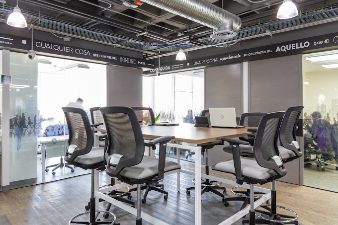 8 Person Private Office