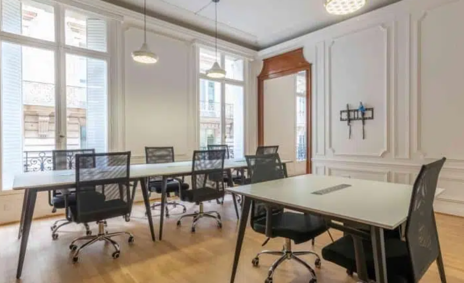 100 Person Managed Space