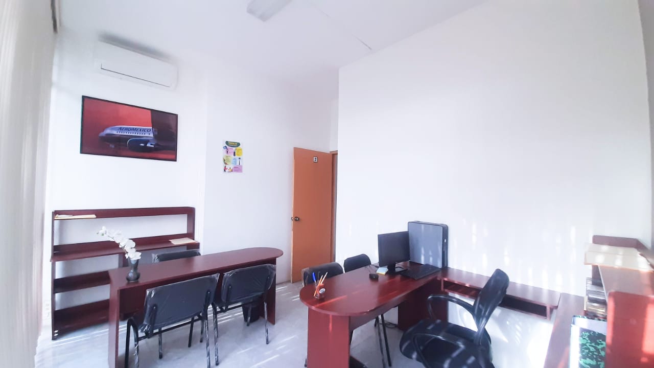 15 Person Coworking Desk