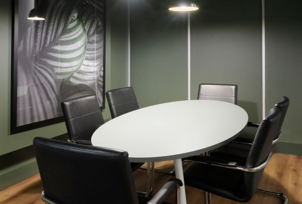 4 Person Private Office