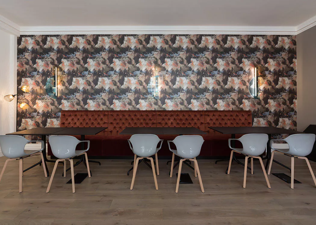 18 Person Private Office