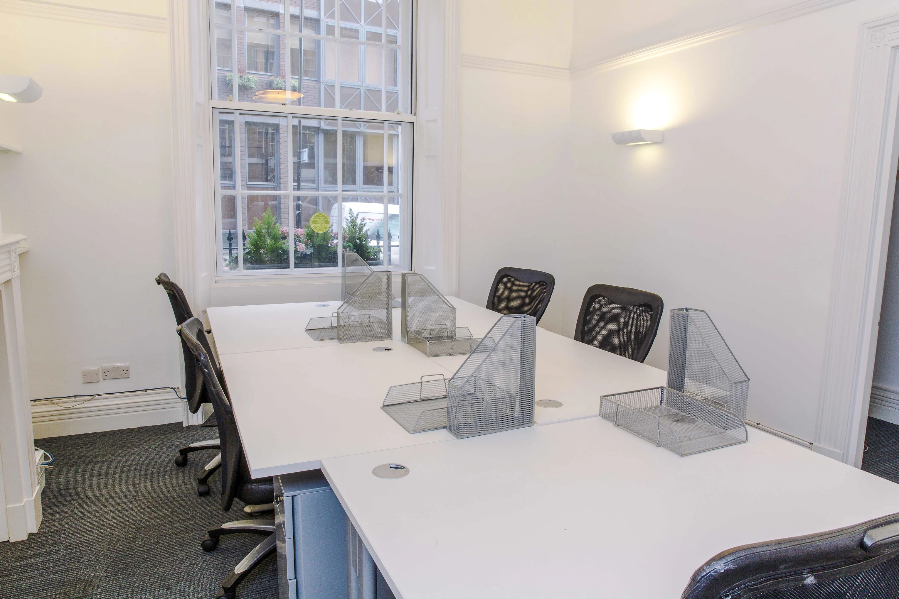 14 Person Private Office