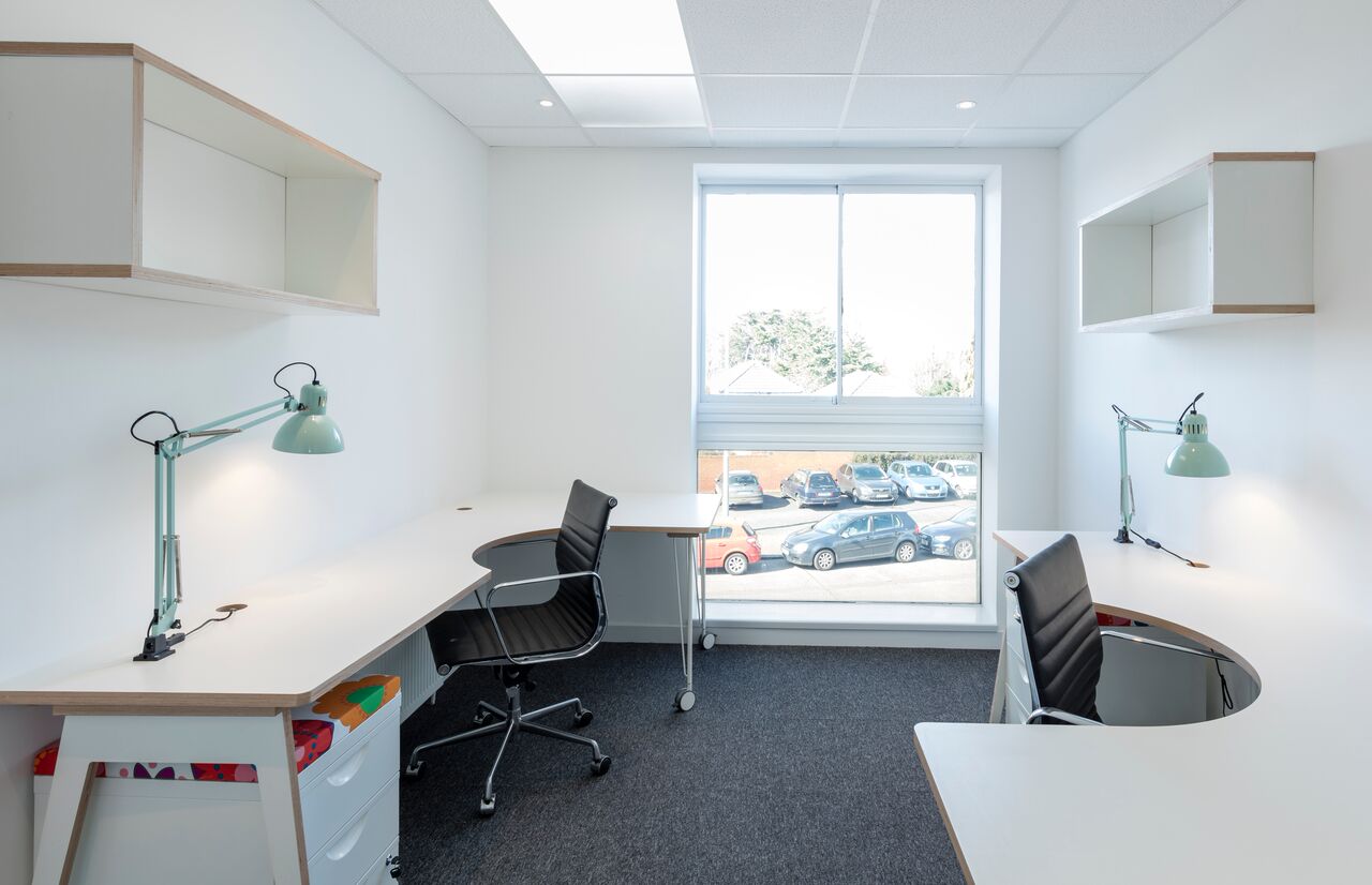 5 Person Private Office