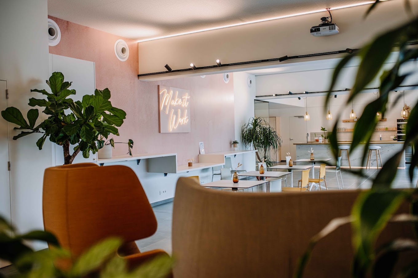 1 Person Coworking Desk