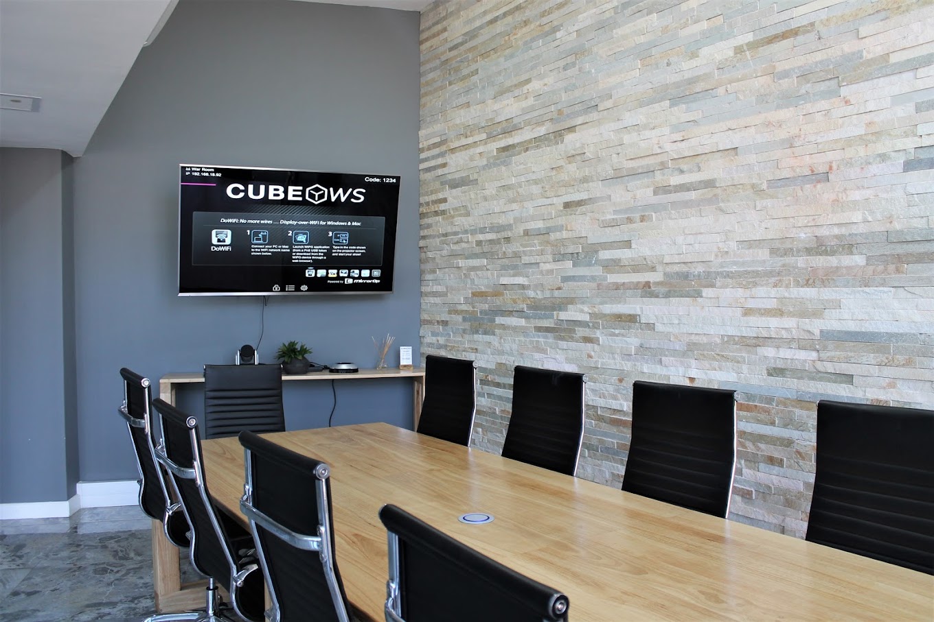 1 Person Private Office