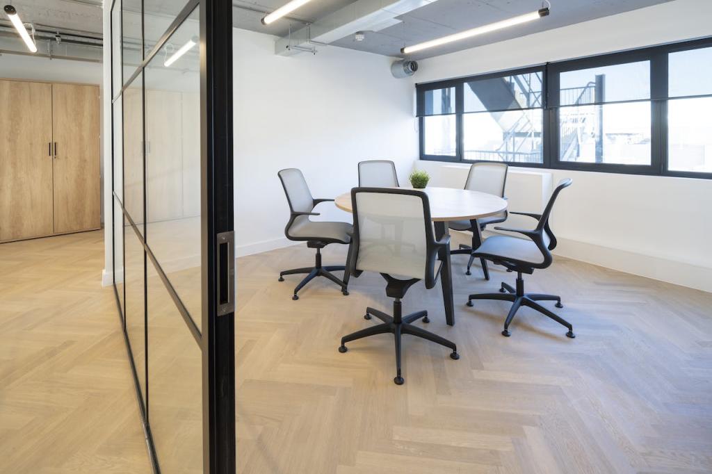 28 Person Managed Space