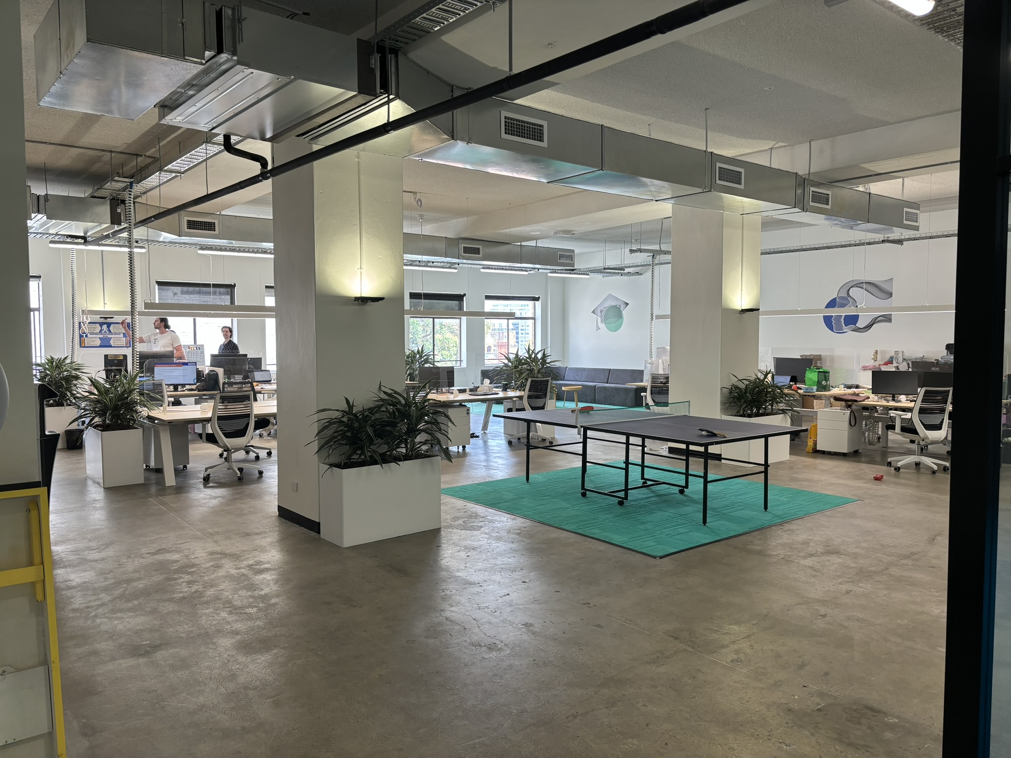 1 Person Coworking Desk