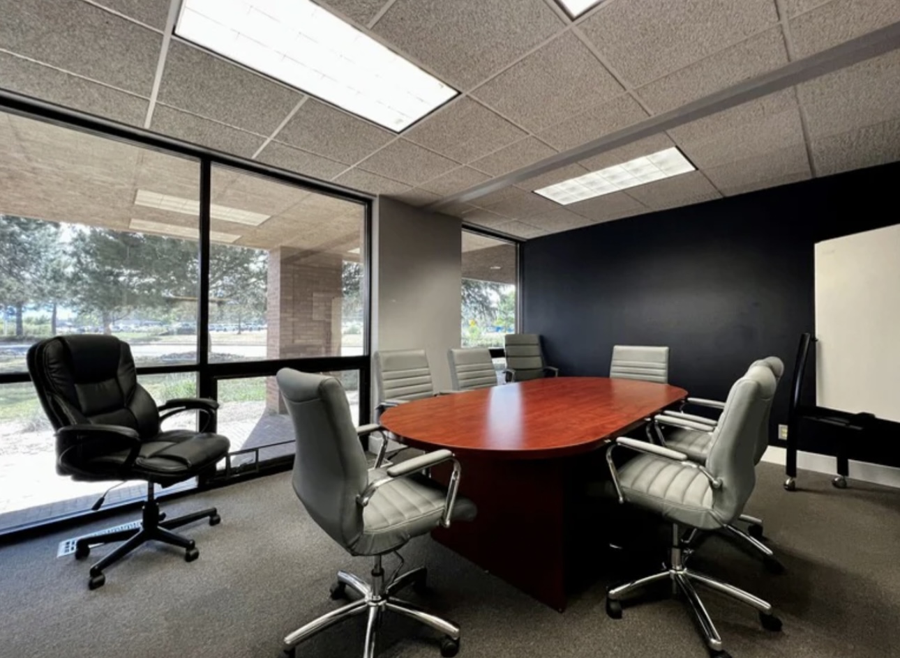 4 Person Coworking Desk