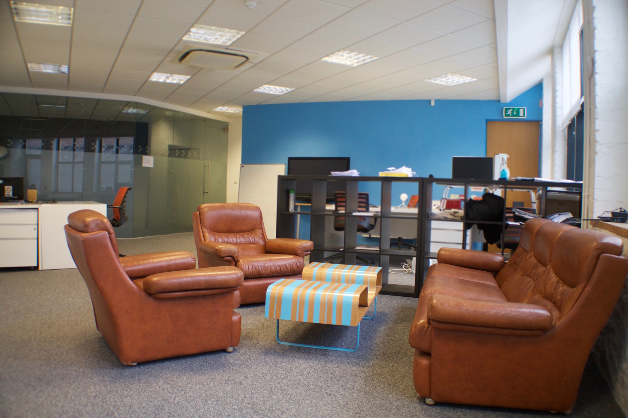 4 Person Coworking Desk