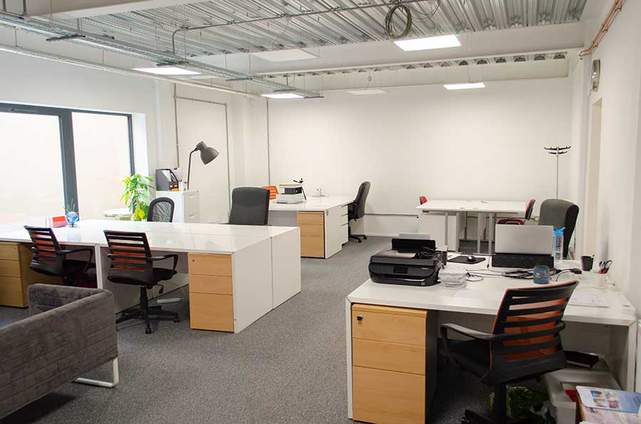 1 Person Coworking Desk